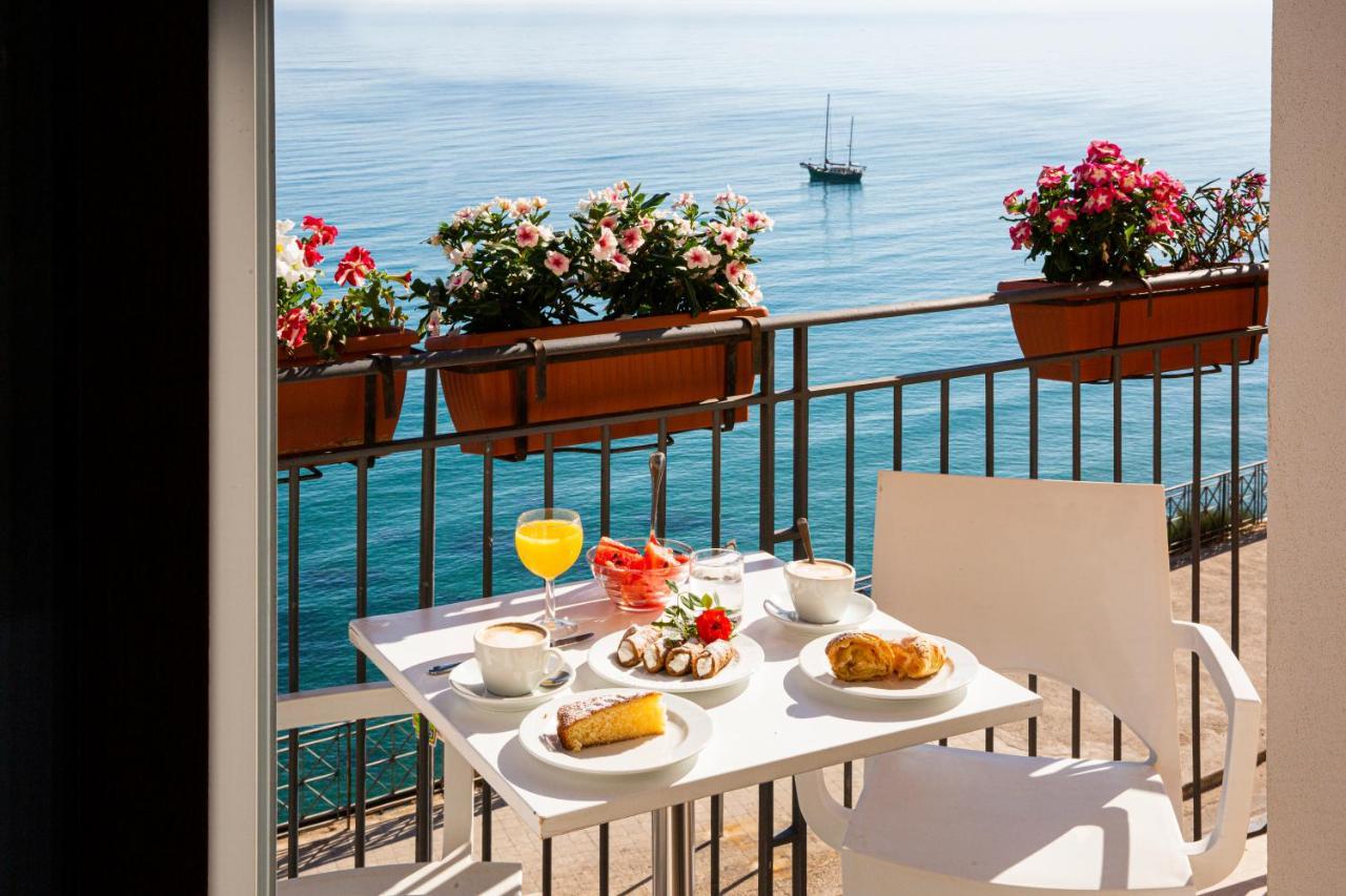Hotel Punta Nord Est Castellammare del Golfo Ngoại thất bức ảnh